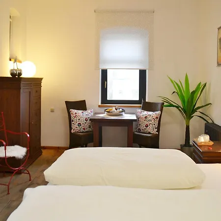 Ξενοδοχείο Hermann Bar *